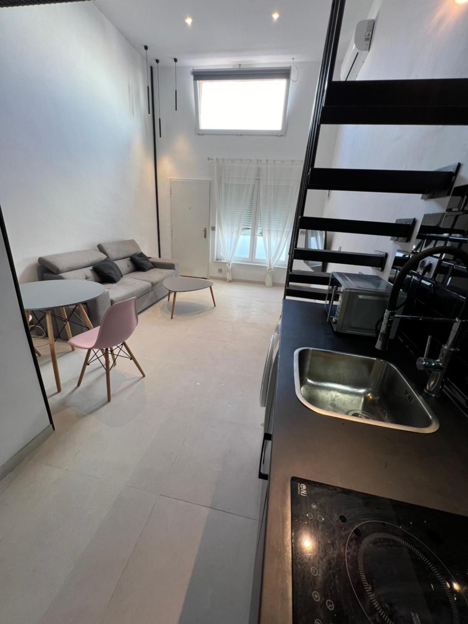 Apartment Mini Duplex Moderno Bien Ubicado. Tarifa