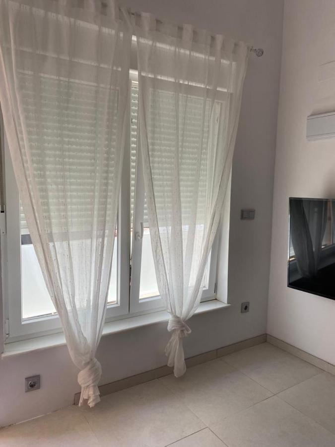 Mini Duplex Moderno Bien Ubicado. Apartament